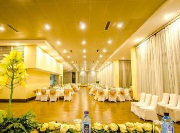 Azure Hotel Orchid A Hall